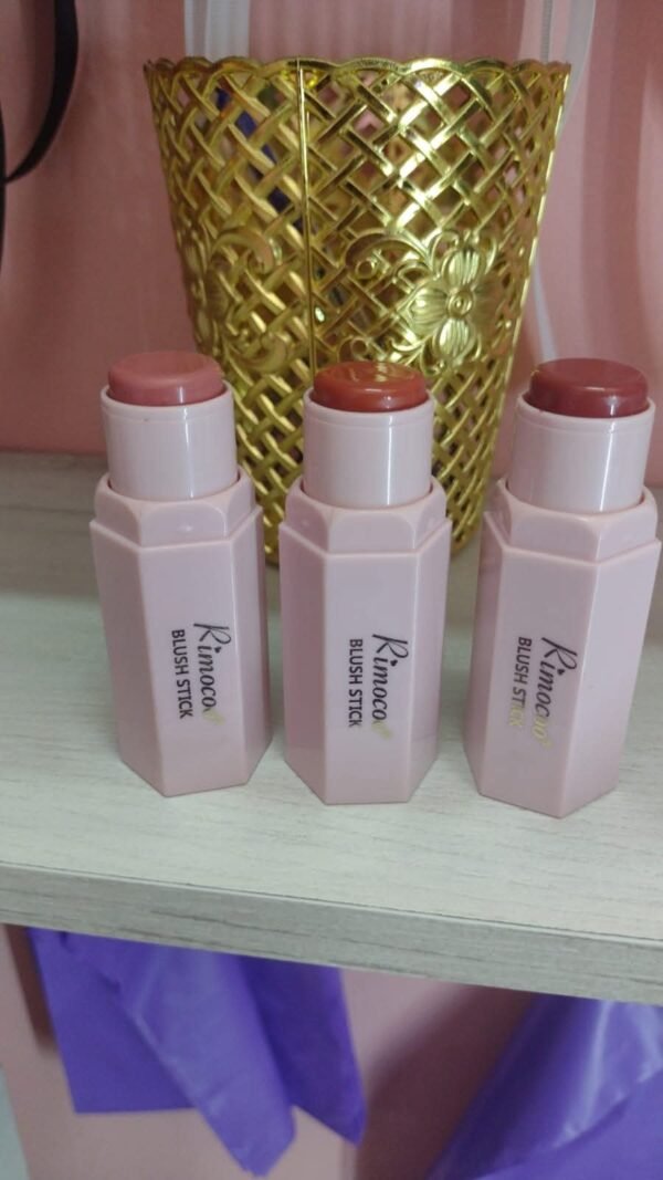 0.36 LABIAL BLUSH