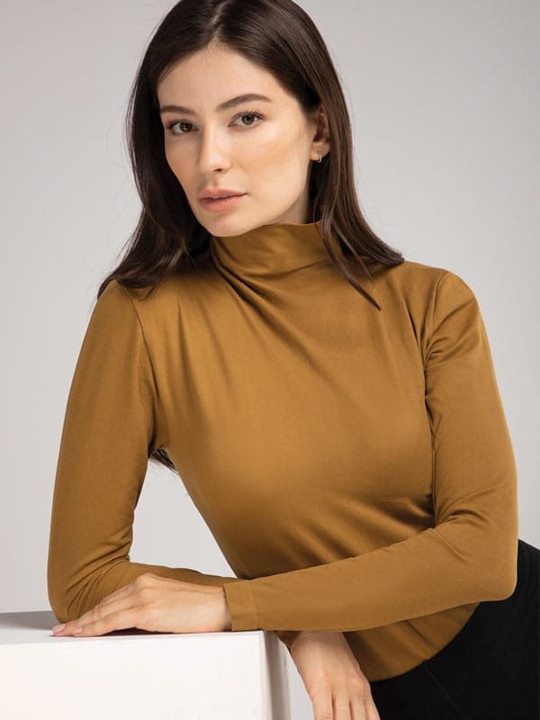 BLUSA CUELLO