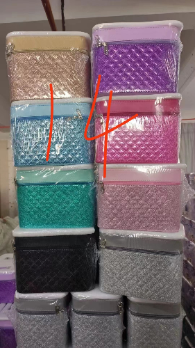 COSMETIQUERA