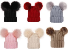 GORRO CON BOLITAS