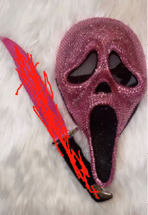 MASCARA SCARY